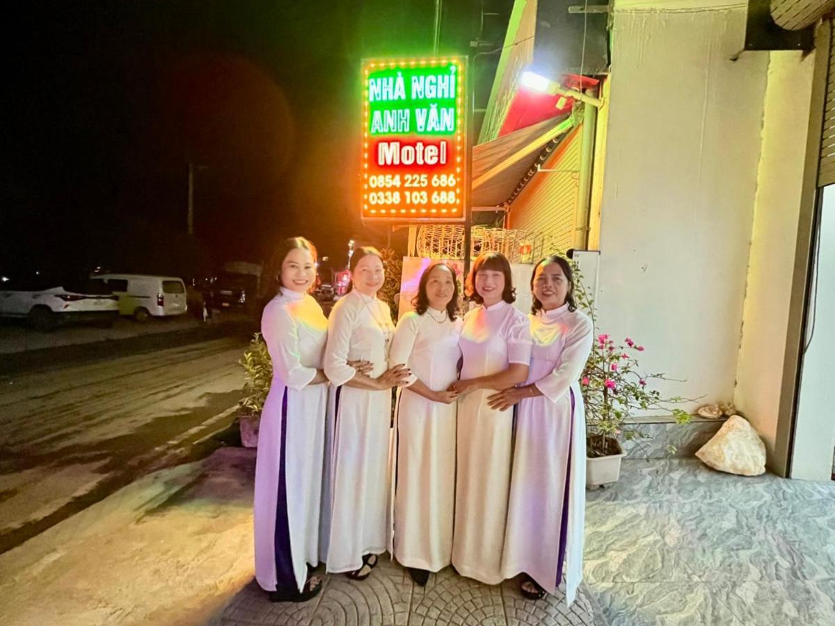 Nha Nghi Anh Van Dong Van  Kültér fotó