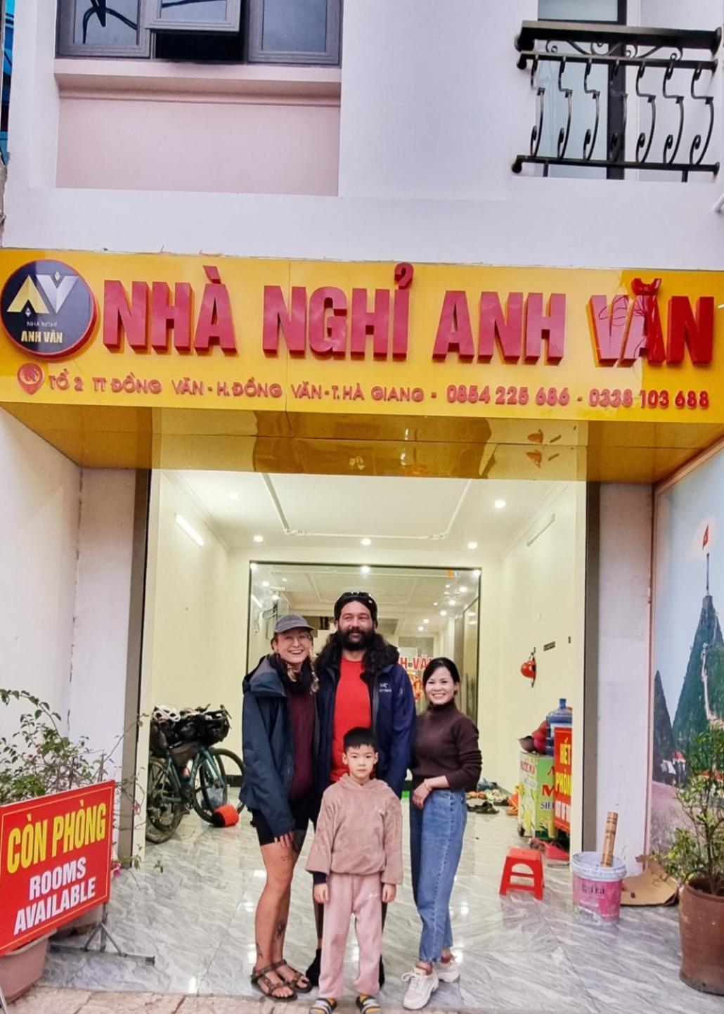 Nha Nghi Anh Van Dong Van  Kültér fotó